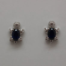 Load image into Gallery viewer, BLUE CUBIC ZIRCONIA STERLING SILVER EARRINGS (TURTLE)