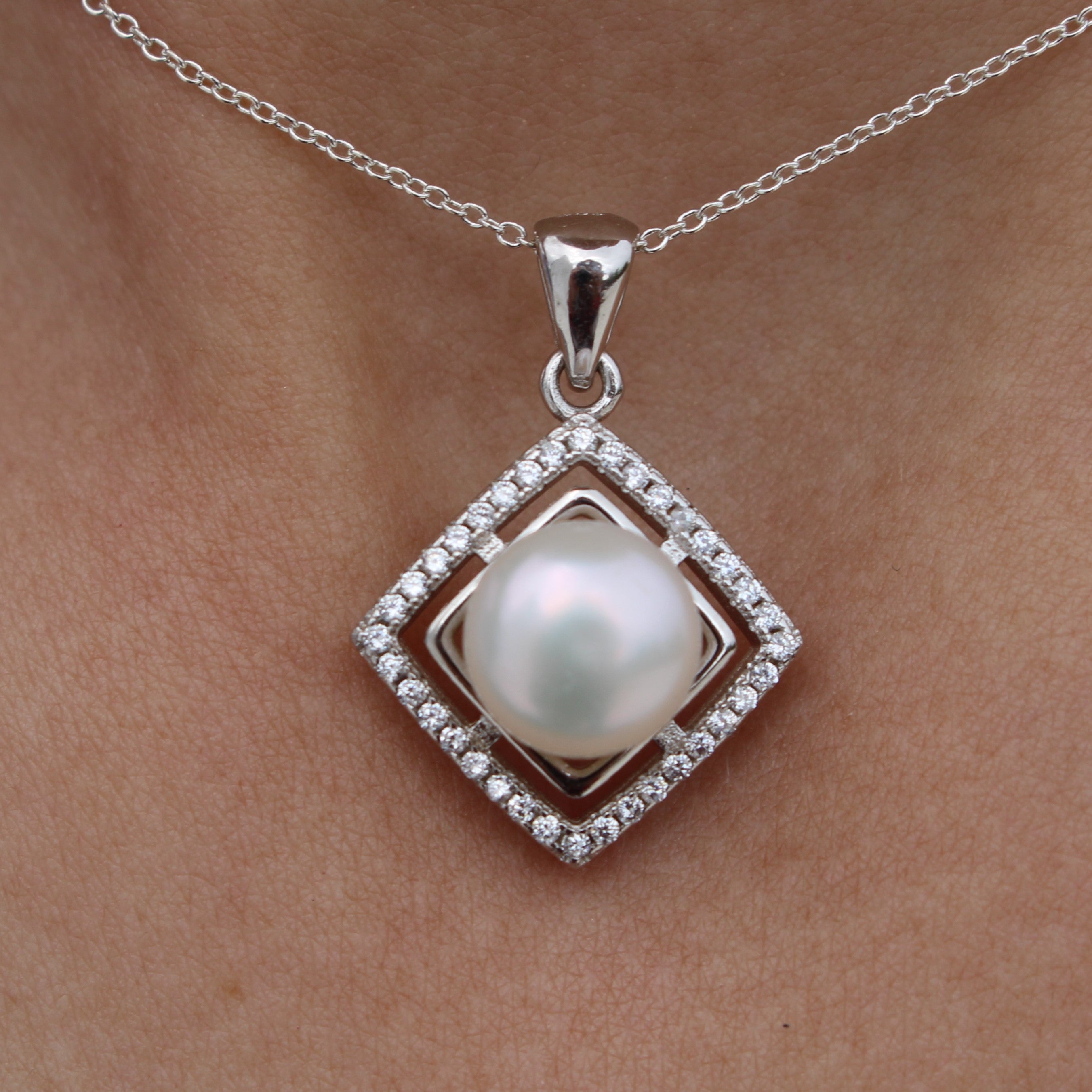 STERLING SILVER PEARL NECKLACE