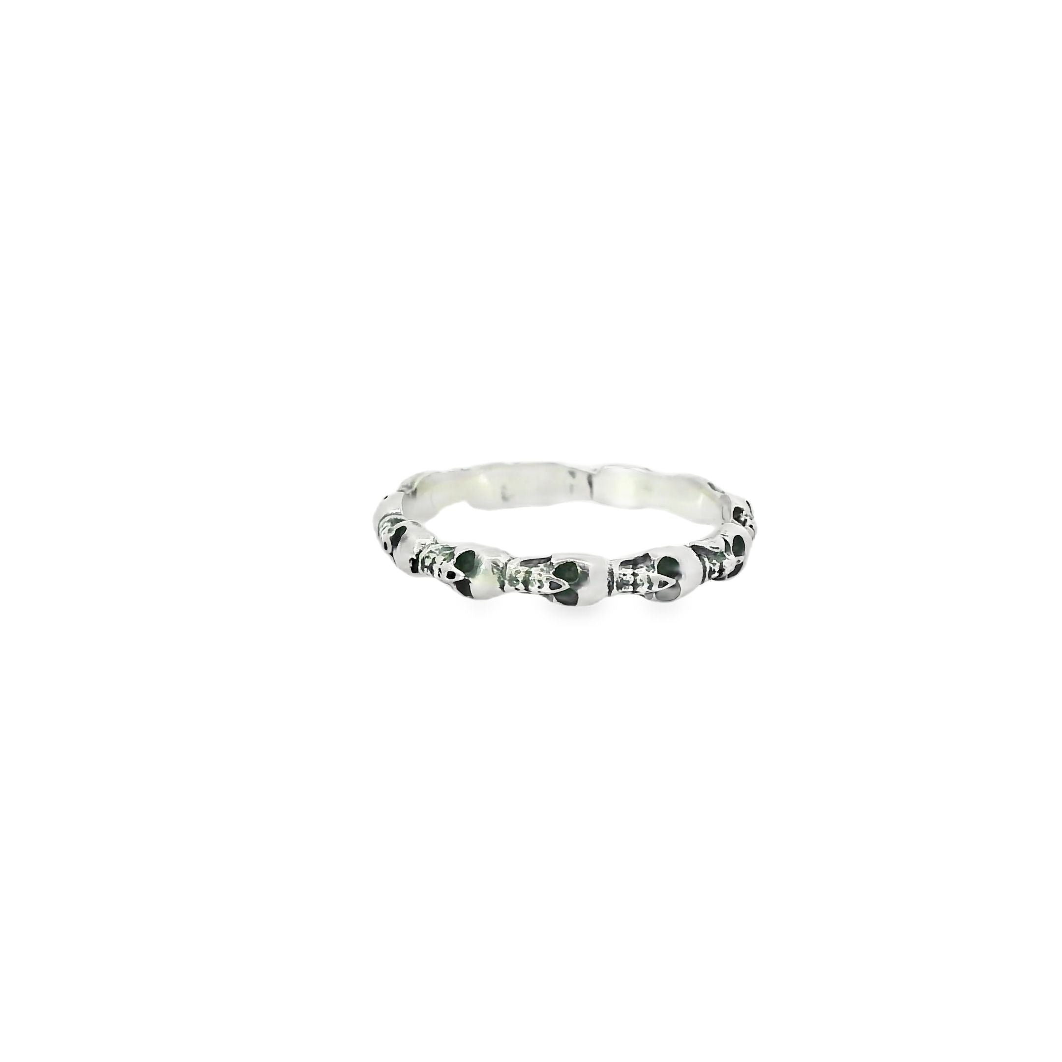Sterling silver skull ring