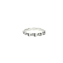 Load image into Gallery viewer, Sterling silver skull ring