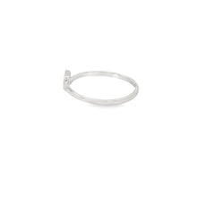 Load image into Gallery viewer, Cubic Zirconia Heart Sterling Silver Ring