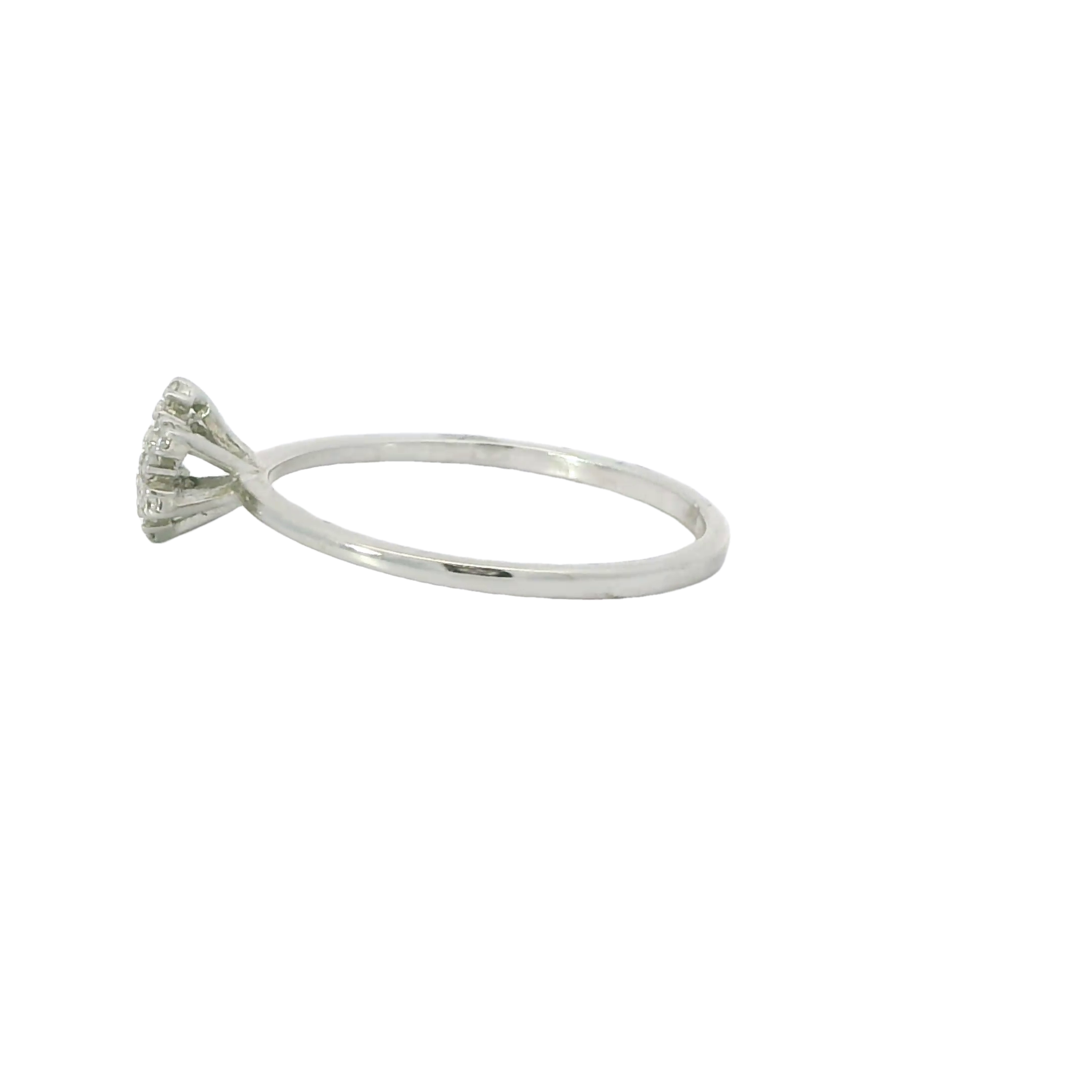 Sterling silver ring with cubic zirconia (Snowflake)