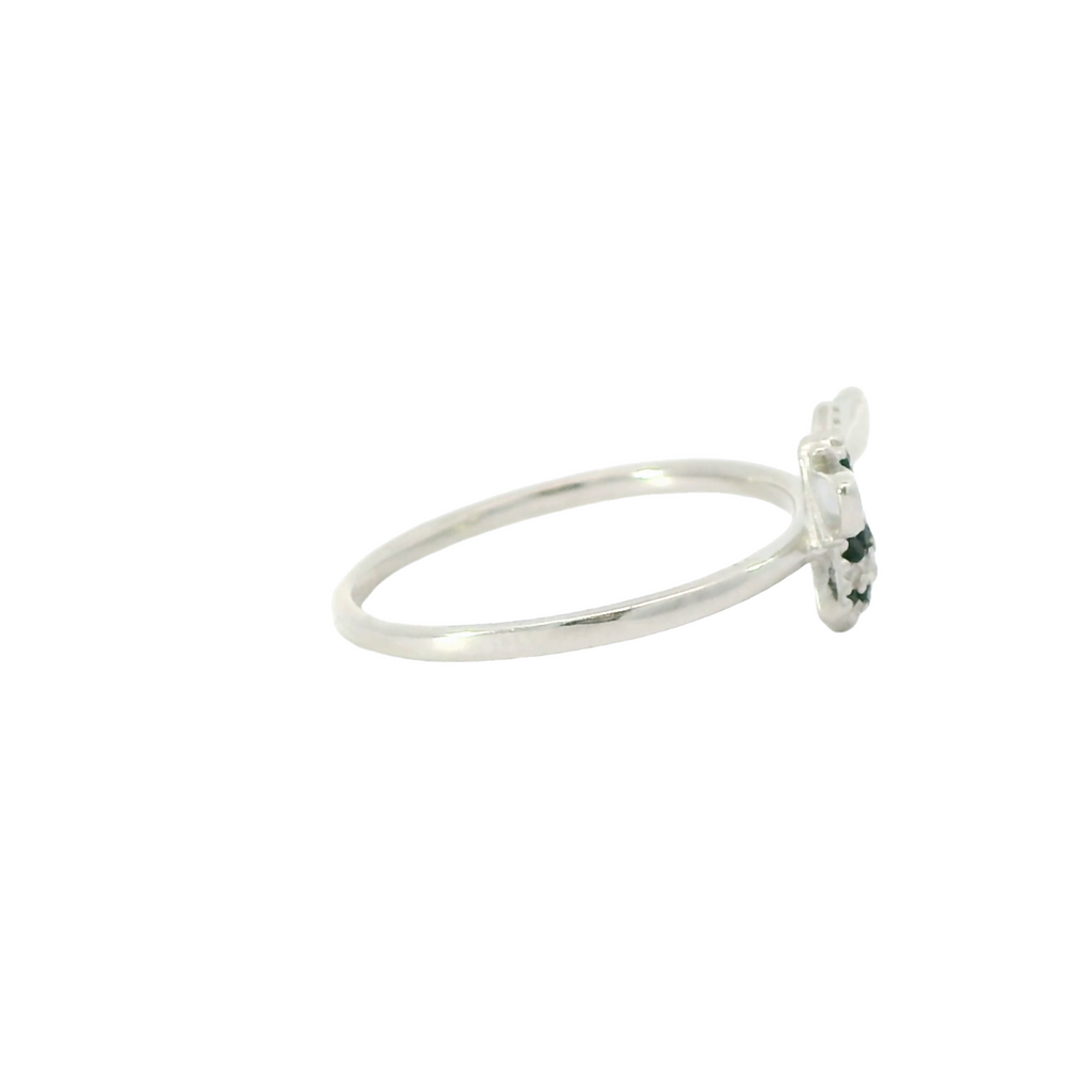 Sterling silver ring with cubic zirconia (Bee)