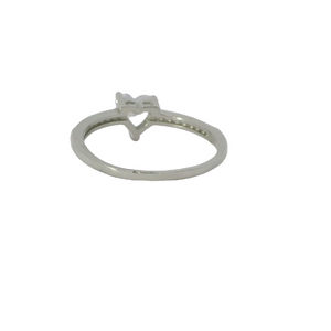 Sterling Silver ring with cubic zirconia (Heart)