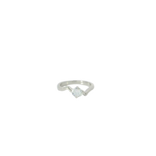 Load image into Gallery viewer, WHITE CUBIC ZIRCONIA STERLING SILVER SOLITAIRE ENGAGEMENT/WEDDING RING (ROUND)