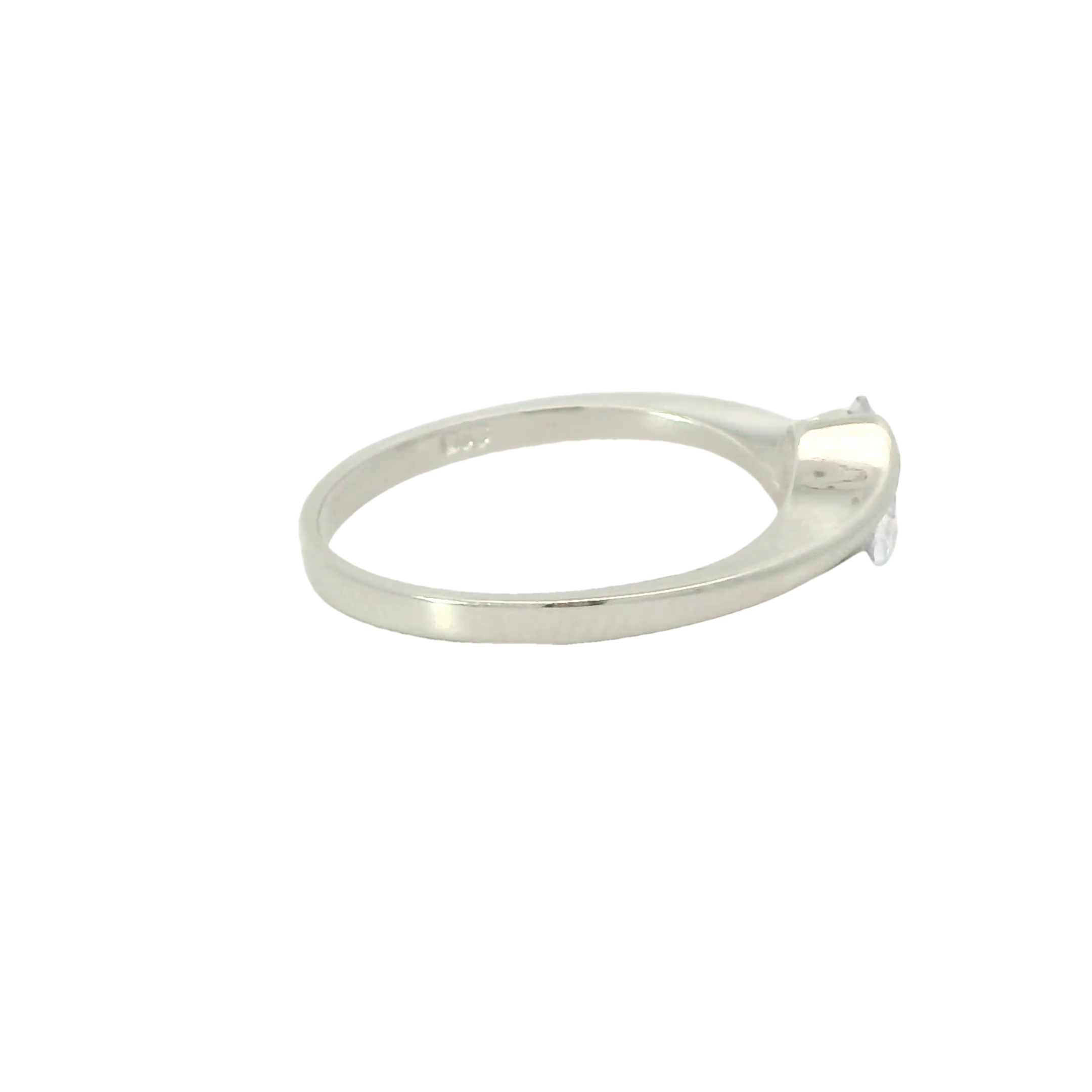 Sterling silver ring with cubic zirconia