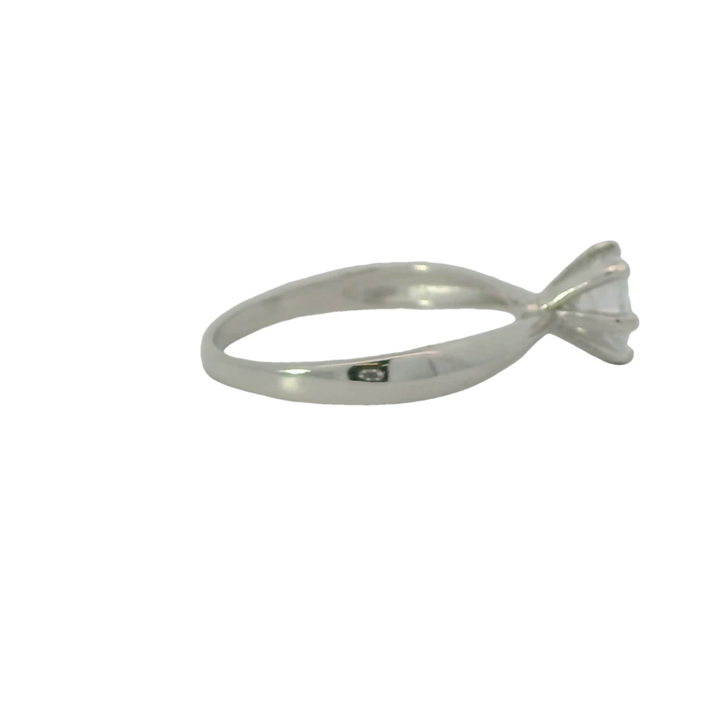 Sterling silver ring with cubic zirconia (Engagement)