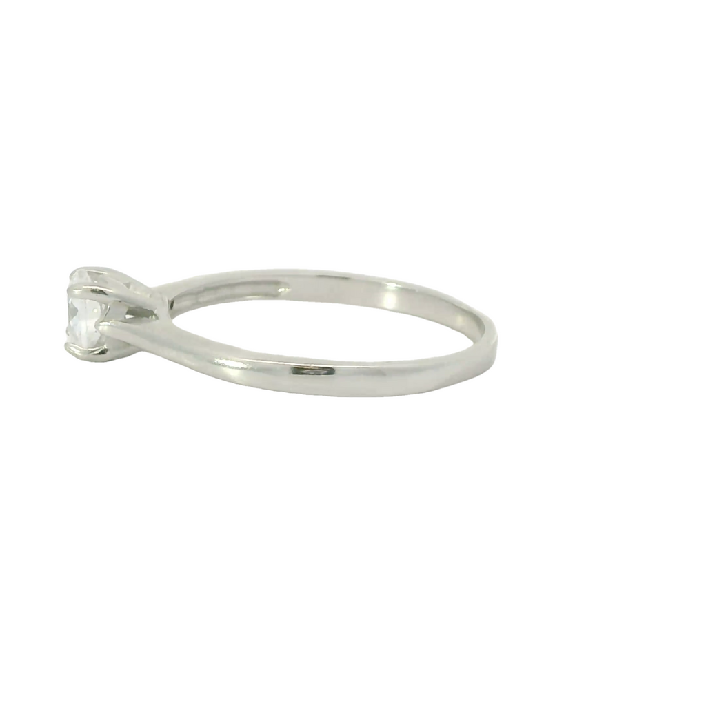 Sterling silver ring with cubic zirconia (Engagement)