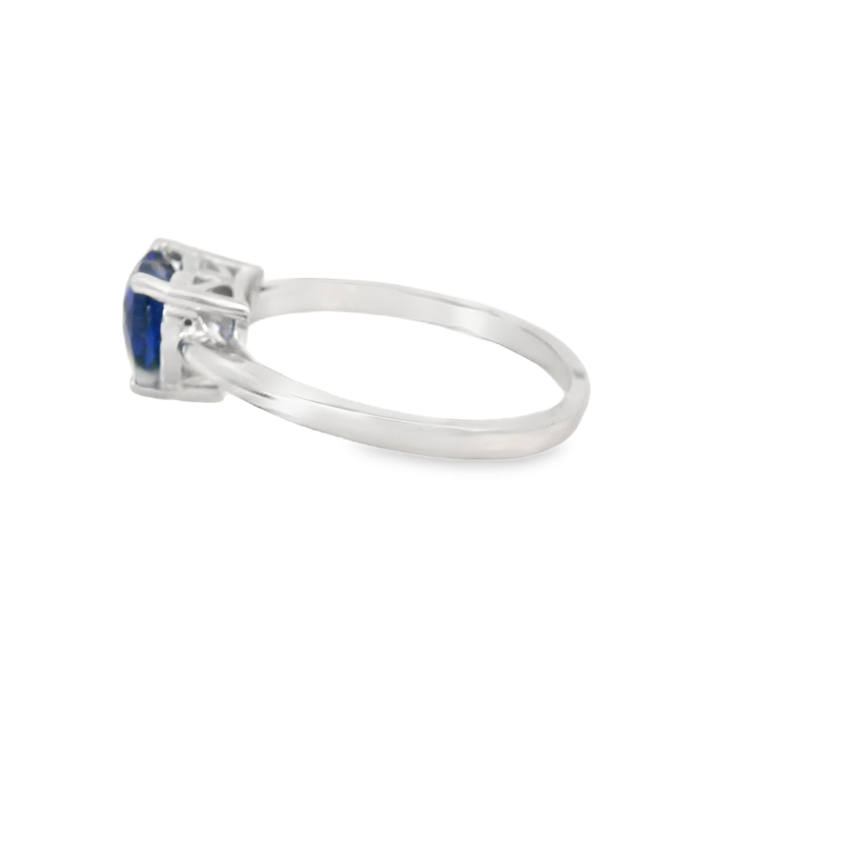 8x8mm Sapphire Heart Cubic Zirconia Ring