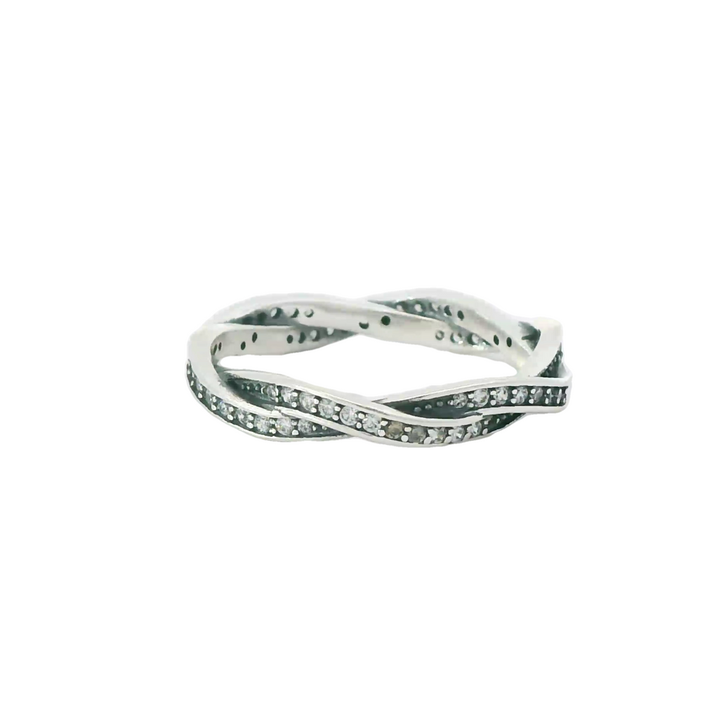 Sterling silver ring with cubic zirconia