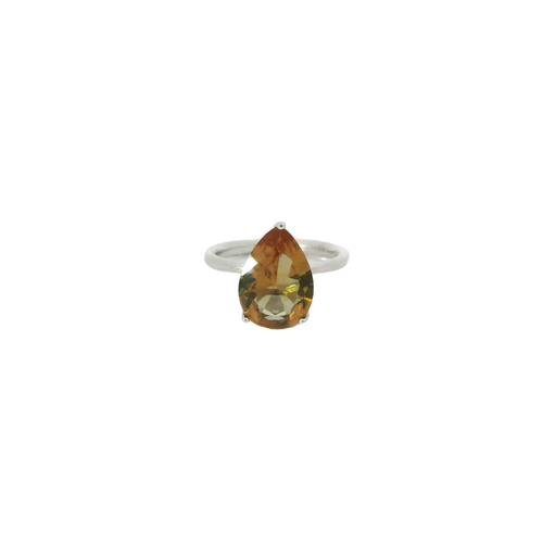 ZULTANITE RING, CUBIC ZIRCONIA STERLING SILVER , THE COLOR OF THE STONE CHANGES WITH DIFFERENT LIGHTING (PEAR SHAPE)