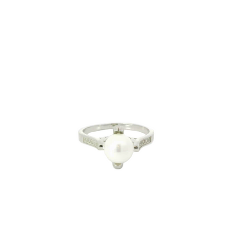 WHITE PEARL STERLING SILVER RING