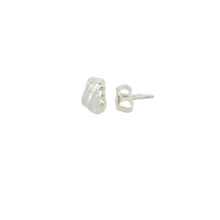 Load image into Gallery viewer, SEASHELL STERLING SILVER EARRINGS