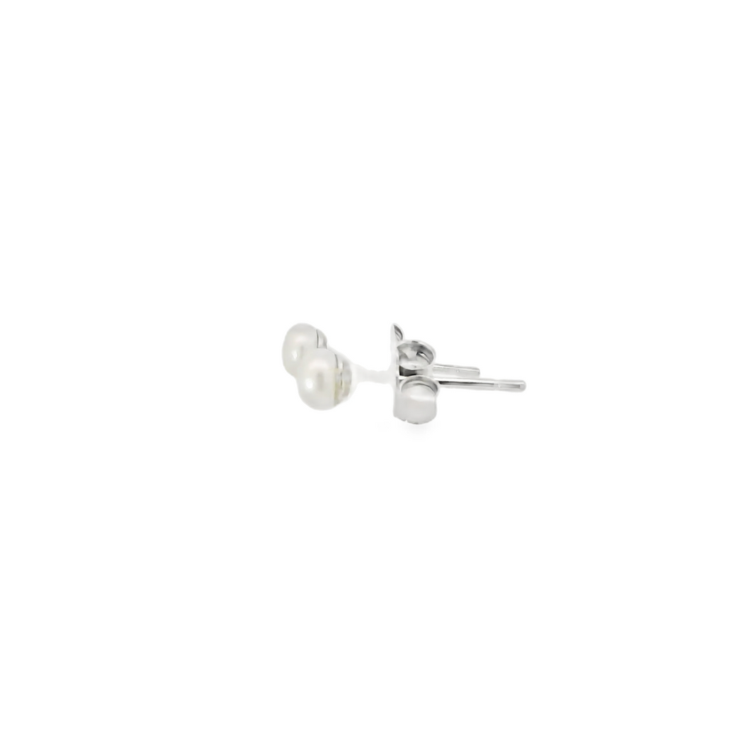 TINY PEARL STERLING SILVER EARRINGS (ROUND)