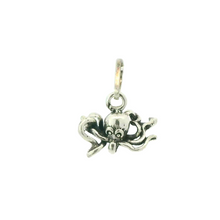 Load image into Gallery viewer, OCTOPUS STERLING SILVER PENDANT