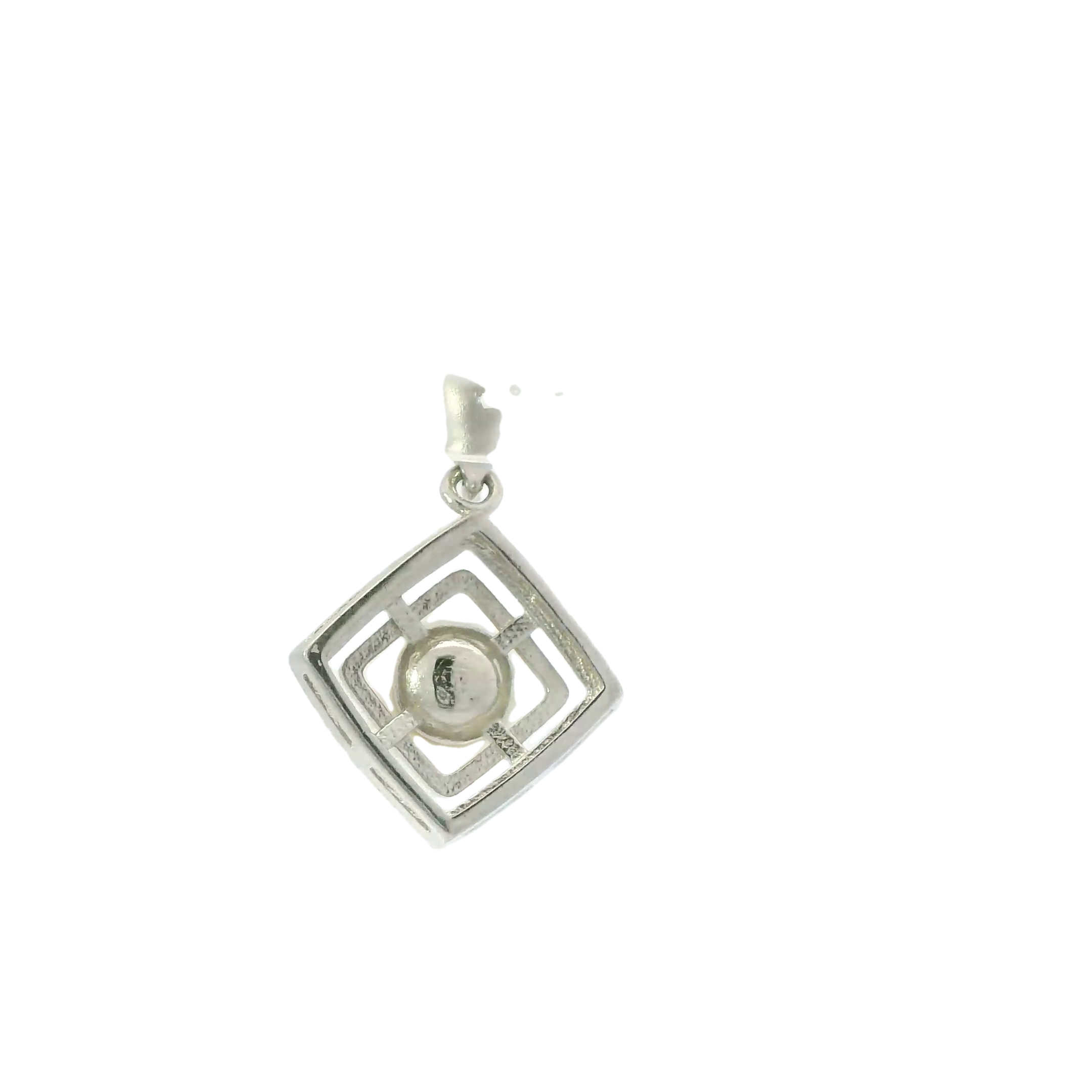 STRELING SILVER PEARL PENDANT