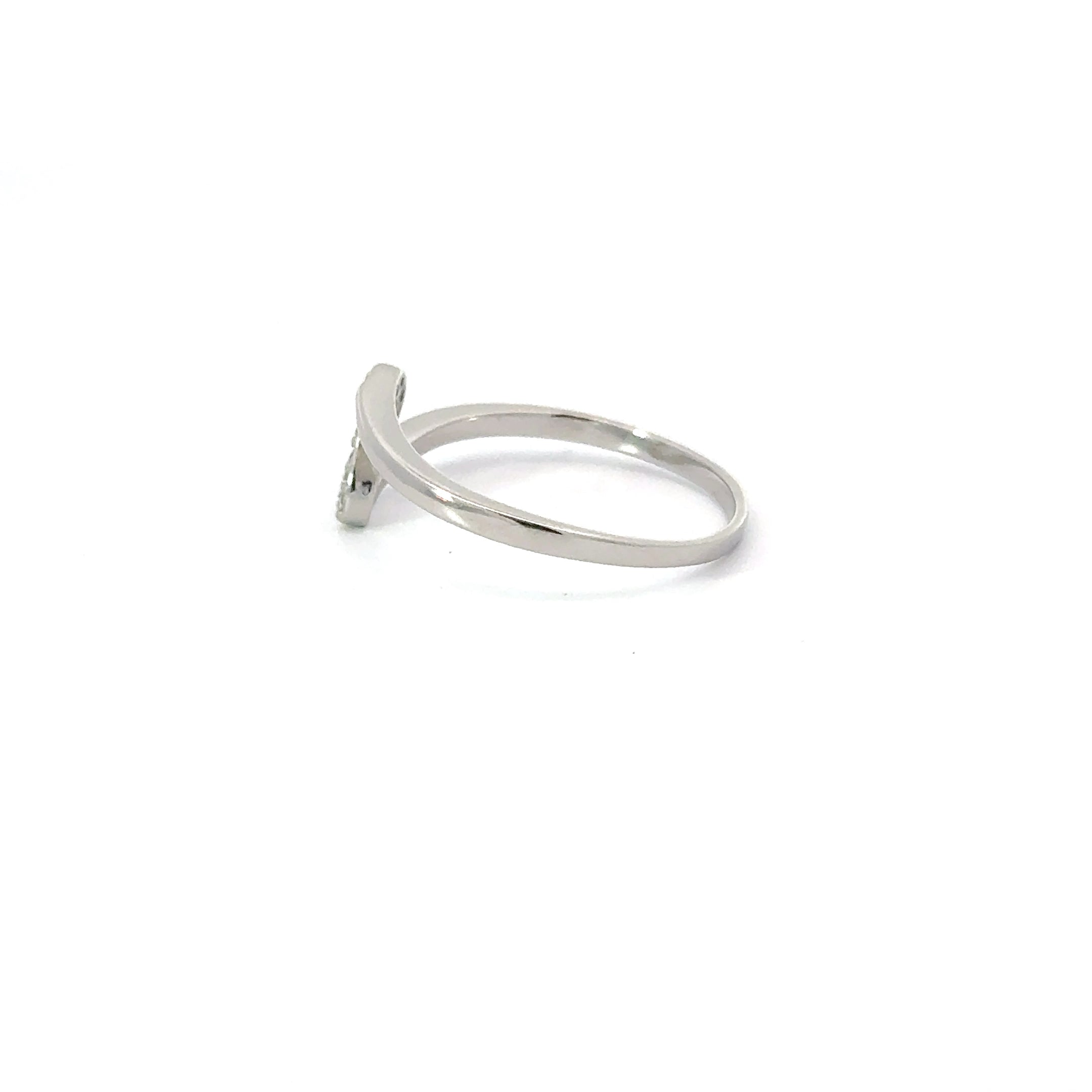 WHITE CUBIC ZIRCONIA STERLING SILVER RING (WAVE)