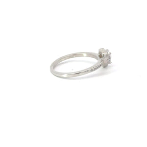 WHITE CUBIC ZIRCONIA STERLING SILVER SOLITAIRE ENGAGEMENT/WEDDING RING (HEART)