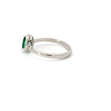 Load image into Gallery viewer, EMERALD GREEN CUBIC ZIRCONIA STERLING SILVER RING (TEARDROP)