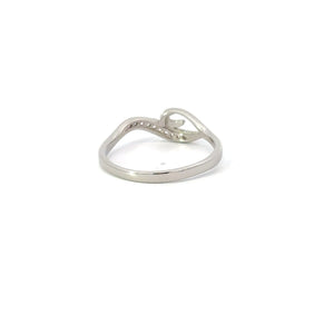 WHITE CUBIC ZIRCONIA STERLING SILVER RING (WAVE)