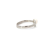 Load image into Gallery viewer, PEARL WITH MOON STERLING SILVER RING