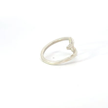 Load image into Gallery viewer, DOUBLE CROSS STERLING SILVER RING