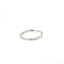 Load image into Gallery viewer, HEARTBEAT STERLING SILVER RING