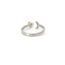 Load image into Gallery viewer, PEARL WITH MOON STERLING SILVER RING