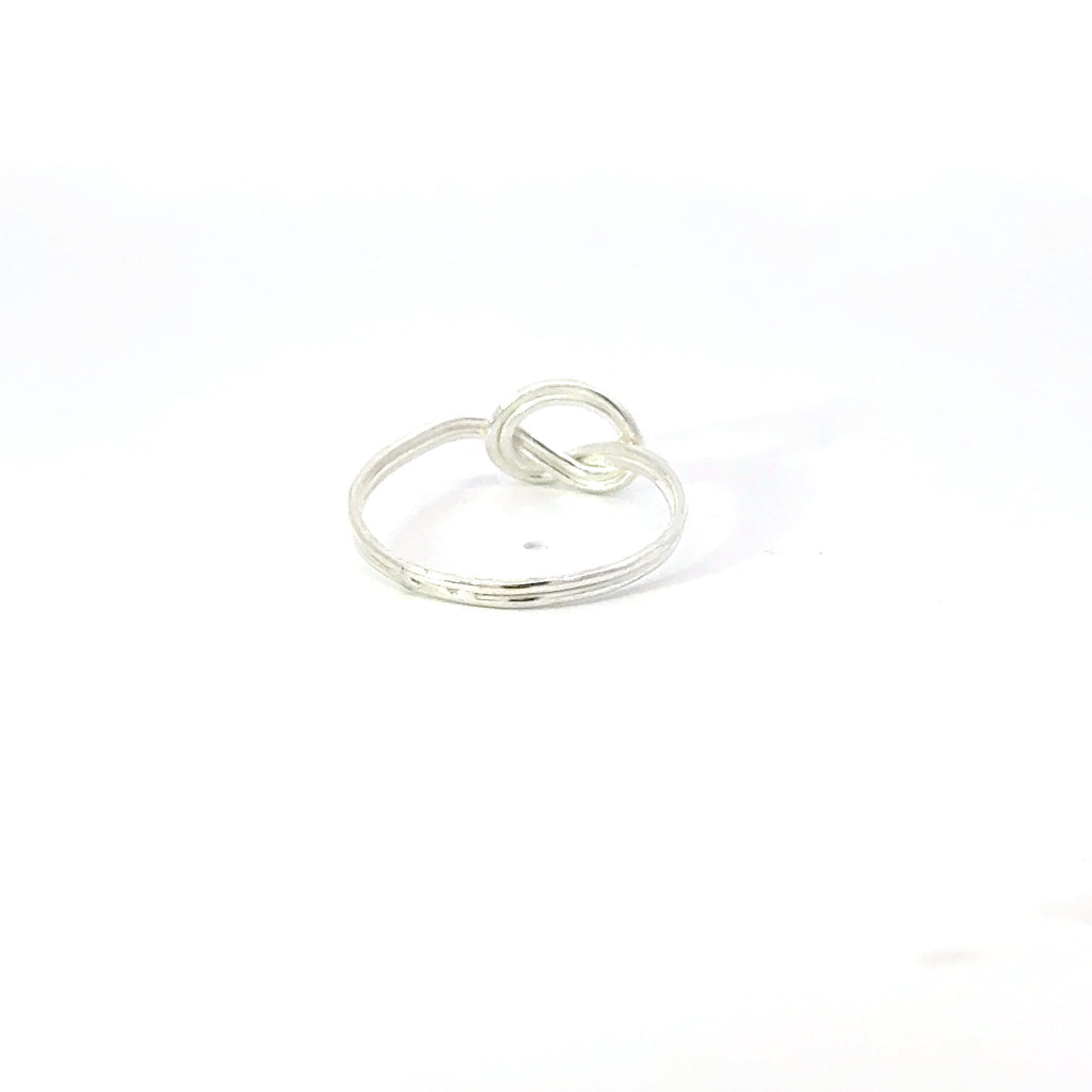 Sterling silver ring (Knot)