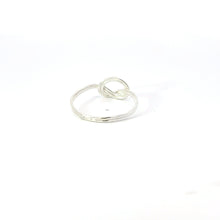 Load image into Gallery viewer, KNOT STERLING SILVER RING