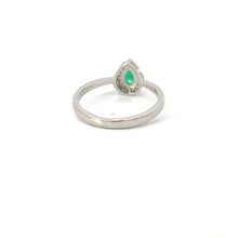 Load image into Gallery viewer, EMERALD GREEN CUBIC ZIRCONIA STERLING SILVER RING (TEARDROP)