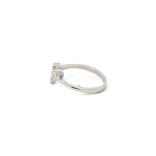 Load image into Gallery viewer, CUBIC ZIRCONIA STERLING SILVER RING (FLOWER AND BUTTERFLY)