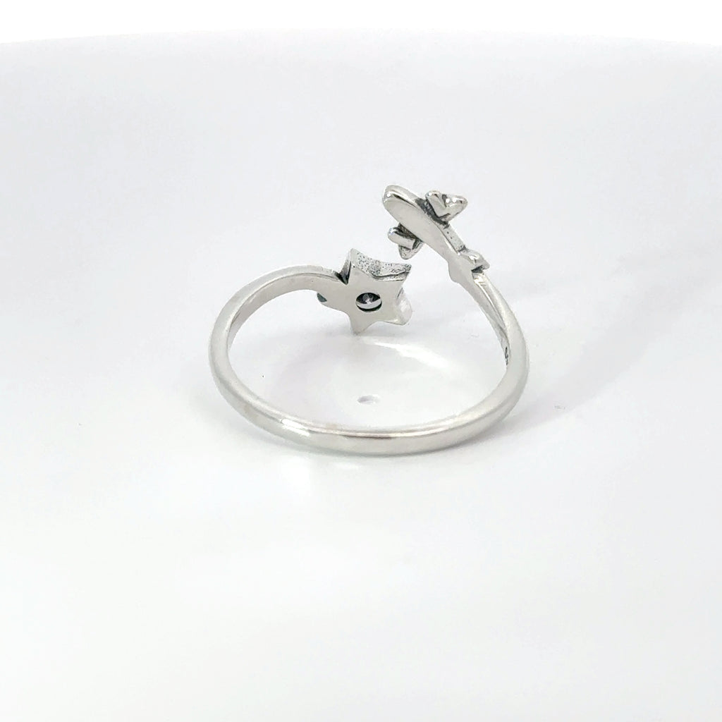 CUBIC ZIRCONIA STERLING SILVER RING (PLANE & STAR)