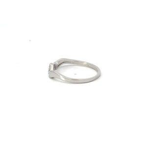 WHITE CUBIC ZIRCONIA STERLING SILVER RING (WAVY)