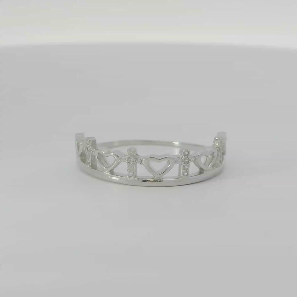 Sterling Silver ring with cubic zirconia (Hearts & Crosses)