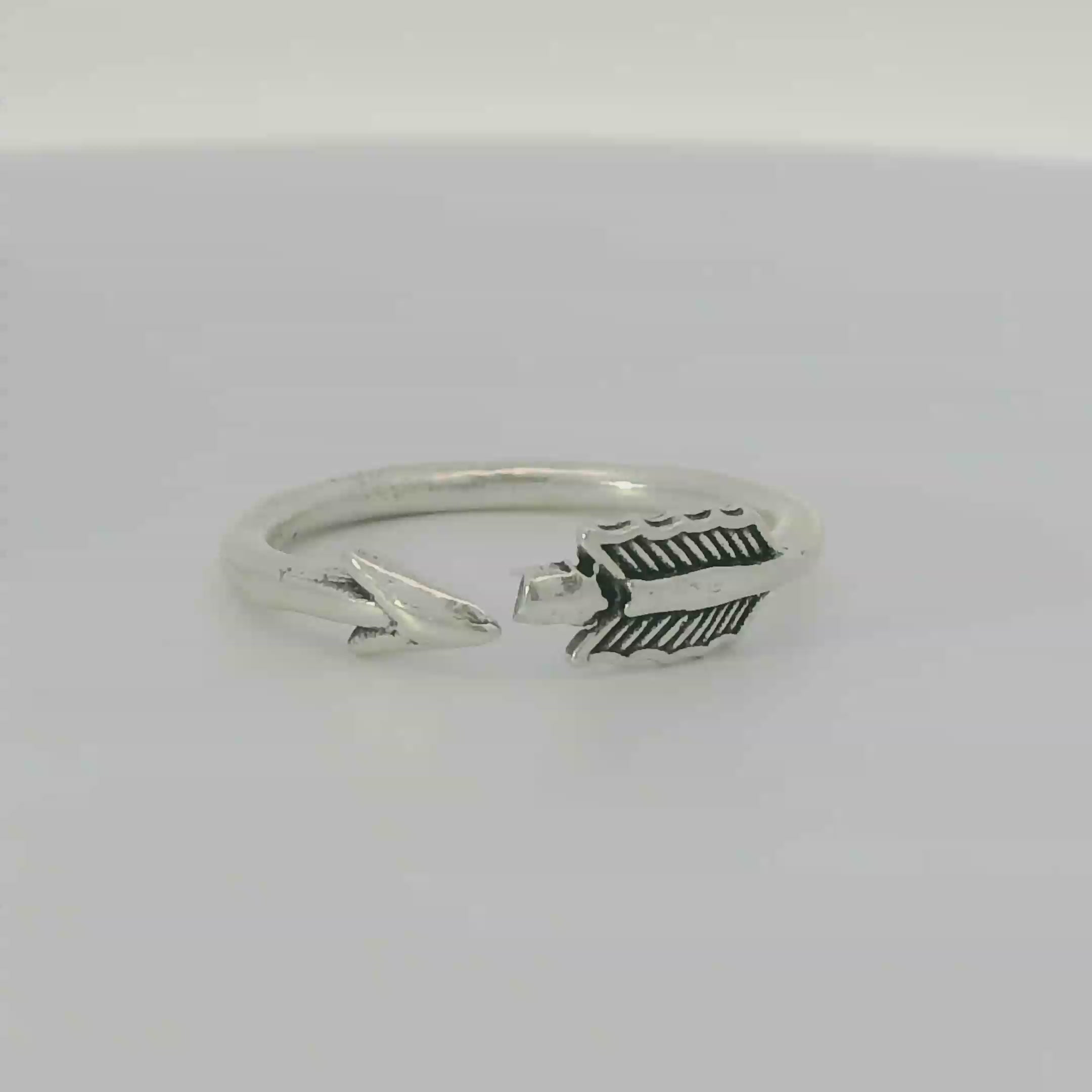 Sterling silver arrow ring