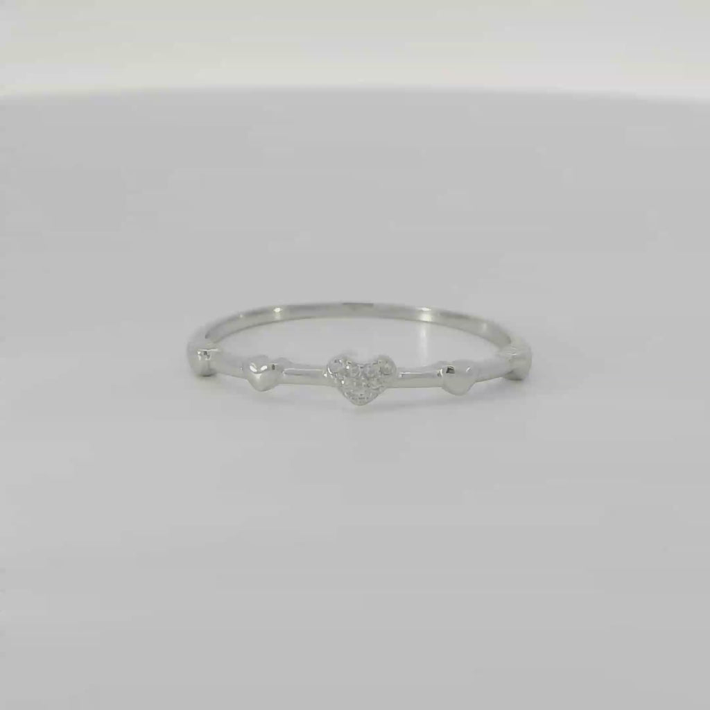 Sterling Silver ring with cubic zirconia (Hearts)