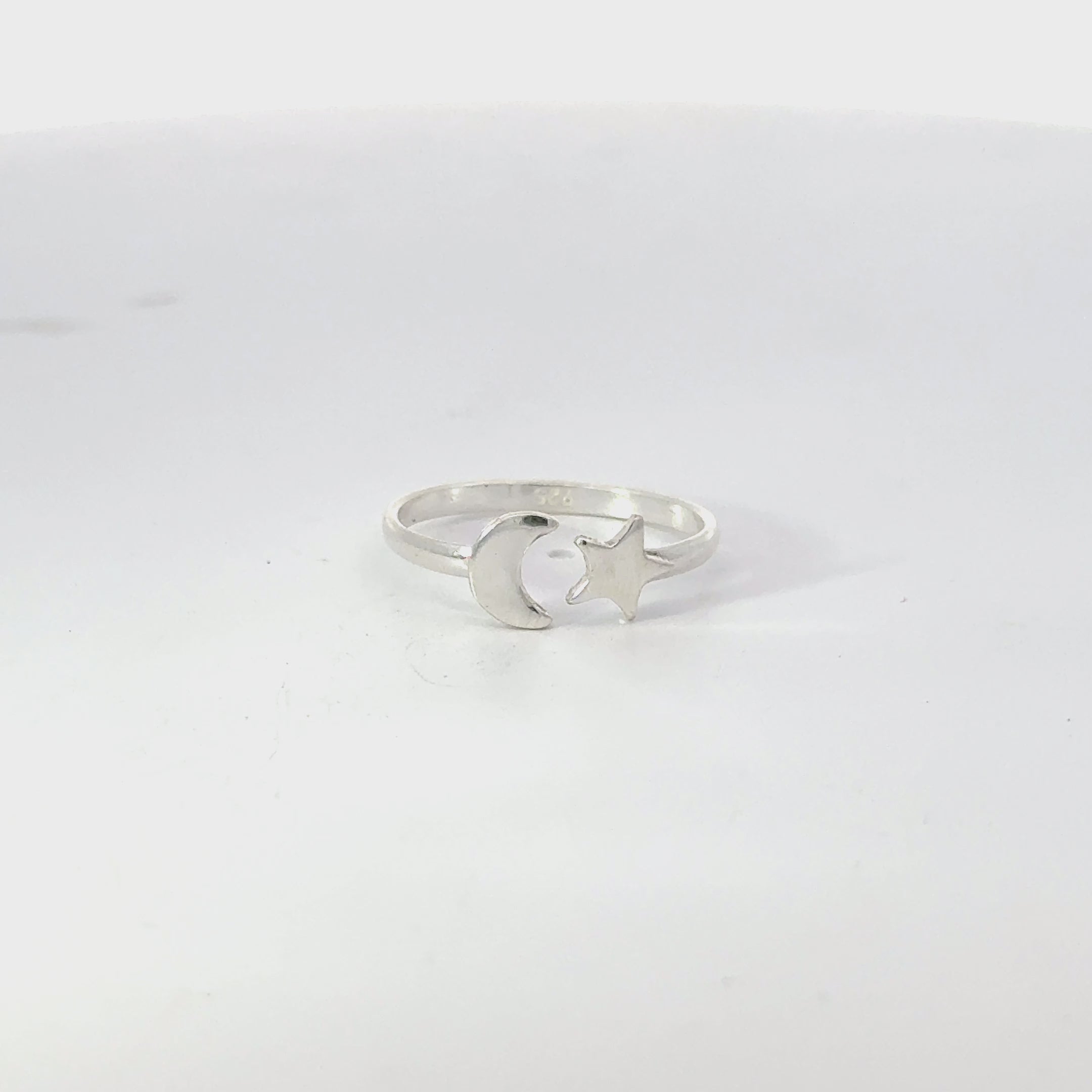 MOON AND STAR STERLING SILVER RING