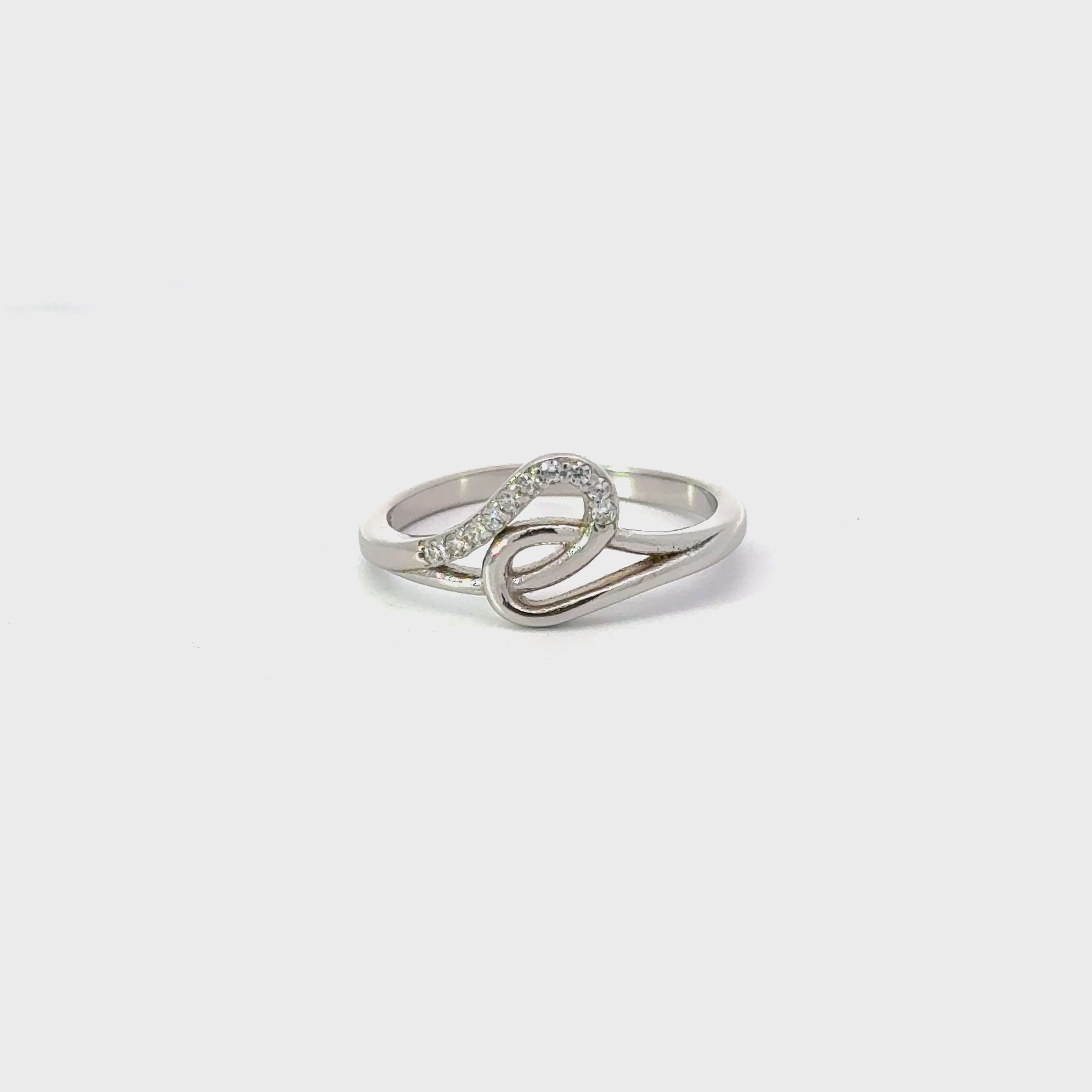 WHITE CUBIC ZIRCONIA STERLING SILVER RING (WAVE)