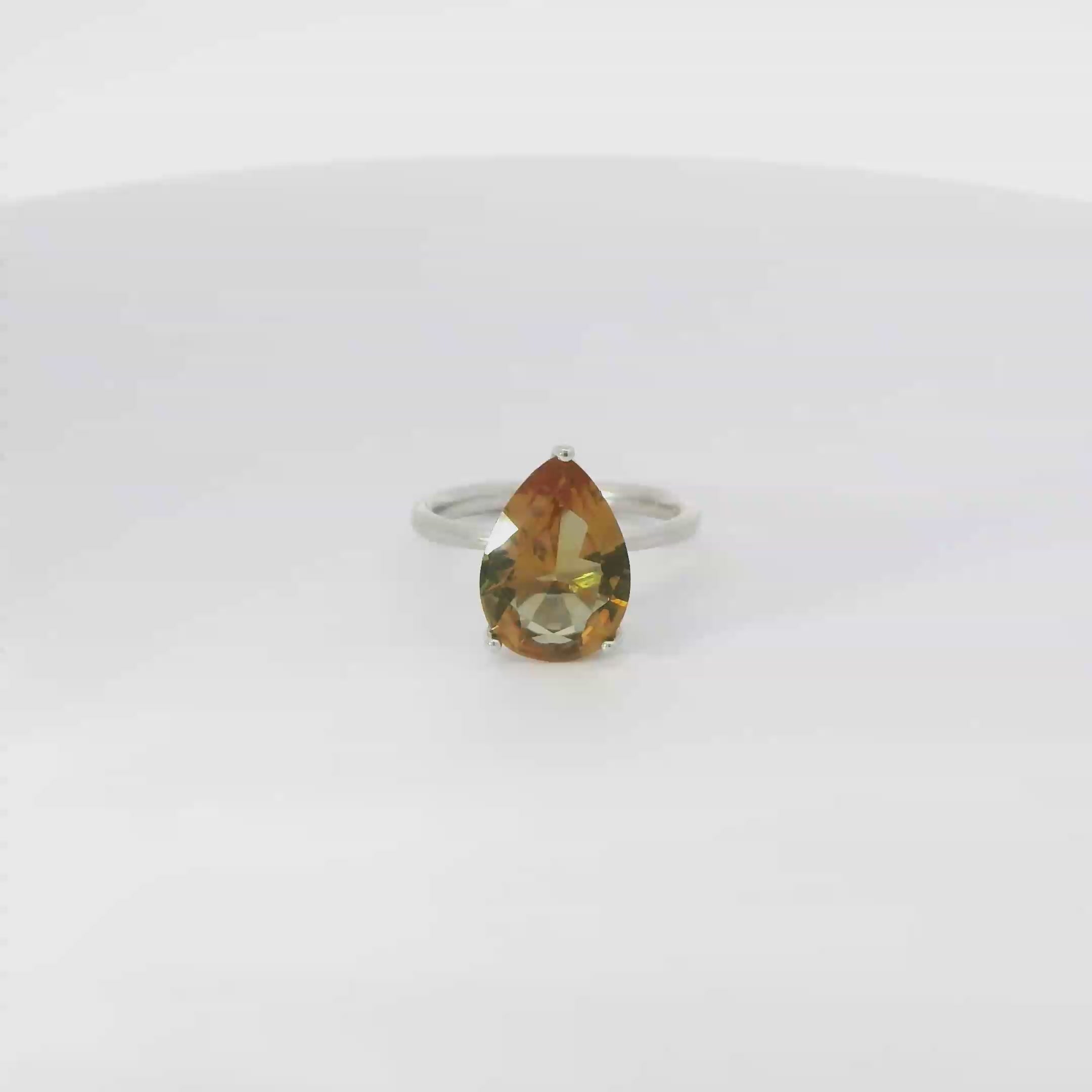 ZULTANITE CZ STERLING SILVER COLOR CHANGING RING , (PEAR )