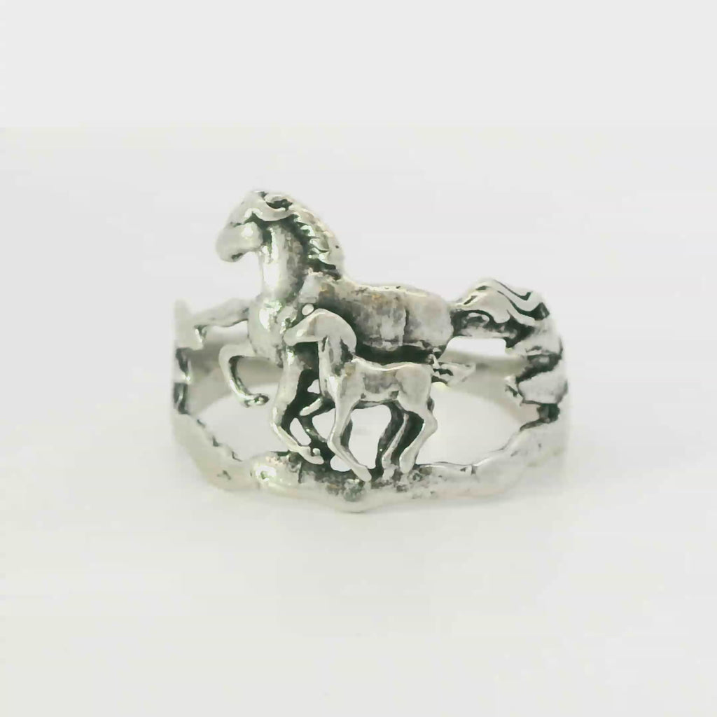 Sterling silver ring (Horses)