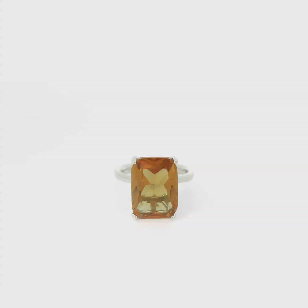 ZULTANITE COLOR CHANGING CZ RING, STERLING SILVER (EMERALD SHAPE)