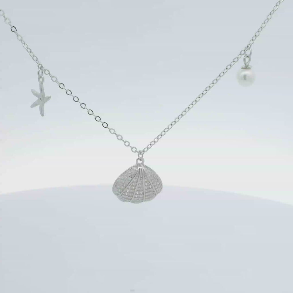 Sterling silver pearl necklace (Clam)