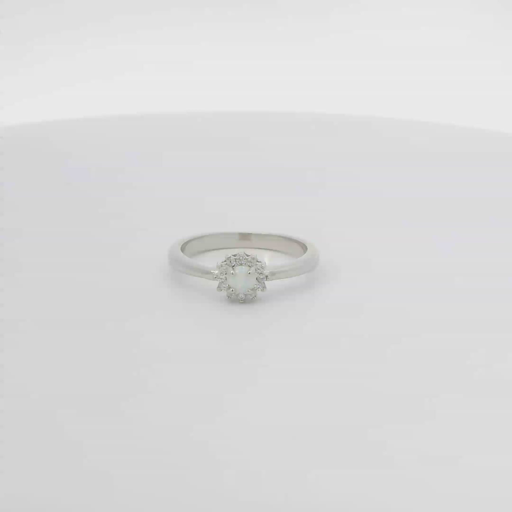 WHITE OPAL RING