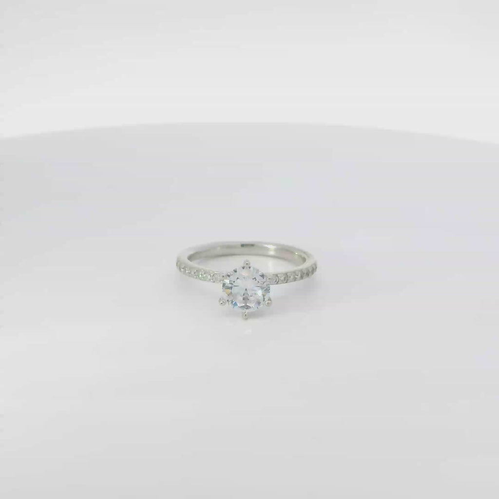WHITE CUBIC ZIRCONIA STERLING SILVER SOLITAIRE ENGAGEMENT/WEDDING RING (ROUND)