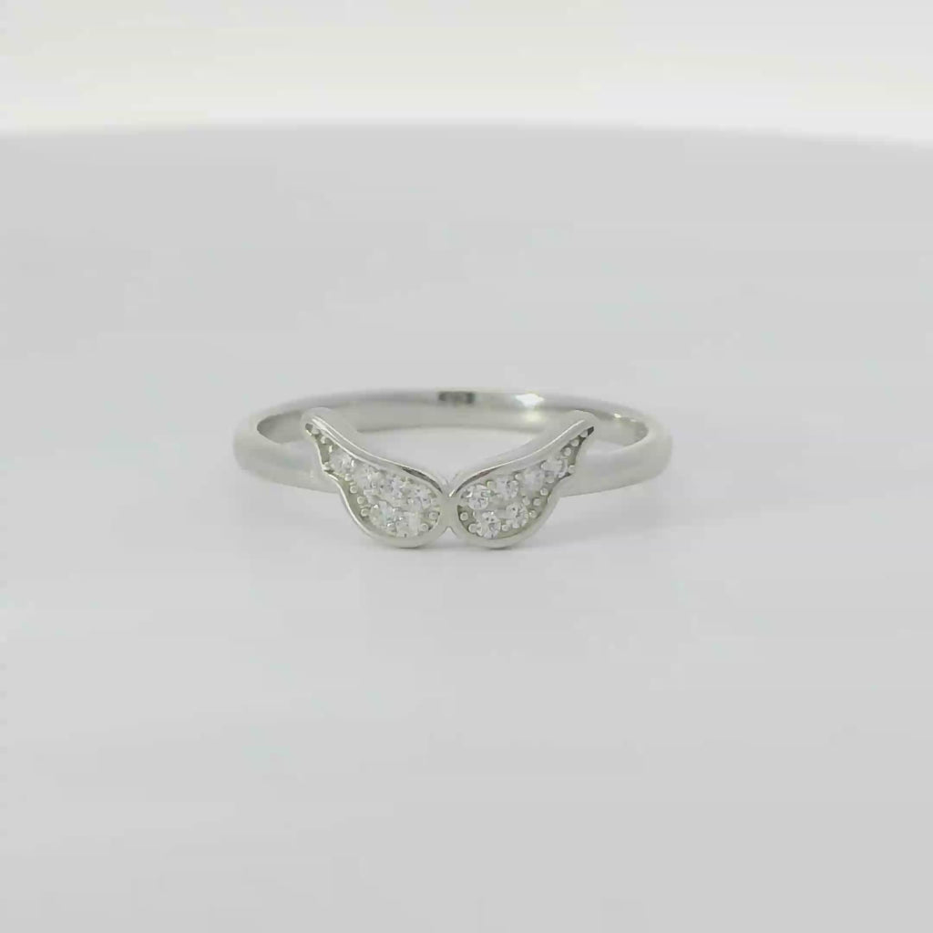 Sterling silver ring with cubic zirconia (Angel wings)