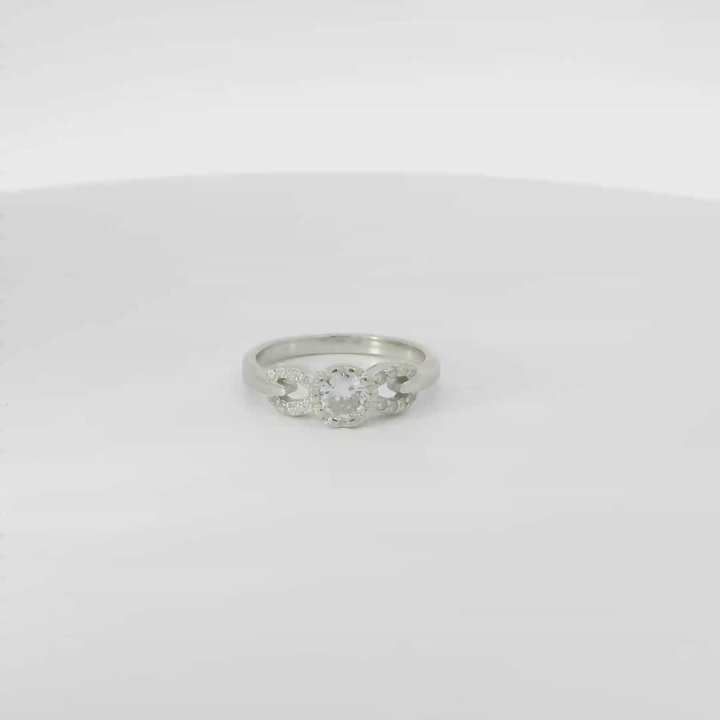 WHITE CUBIC ZIRCONIA STERLING SILVER SOLITAIRE ENGAGEMENT/WEDDING RING (ROUND)