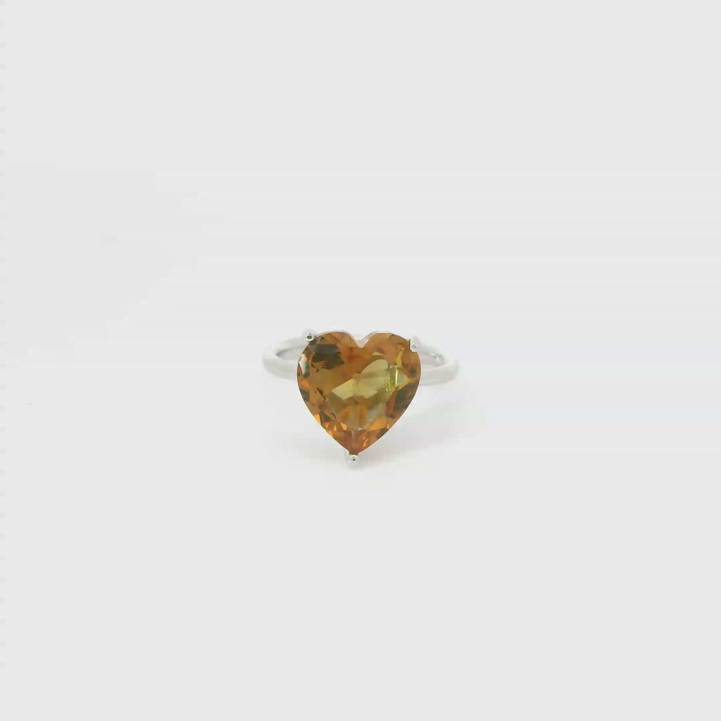 ZULTANITE RING, CUBIC ZIRCONIA STERLING SILVER , THE COLOR OF THE STONE CHANGES WITH DIFFERENT LIGHTING (HEART SHAPE)