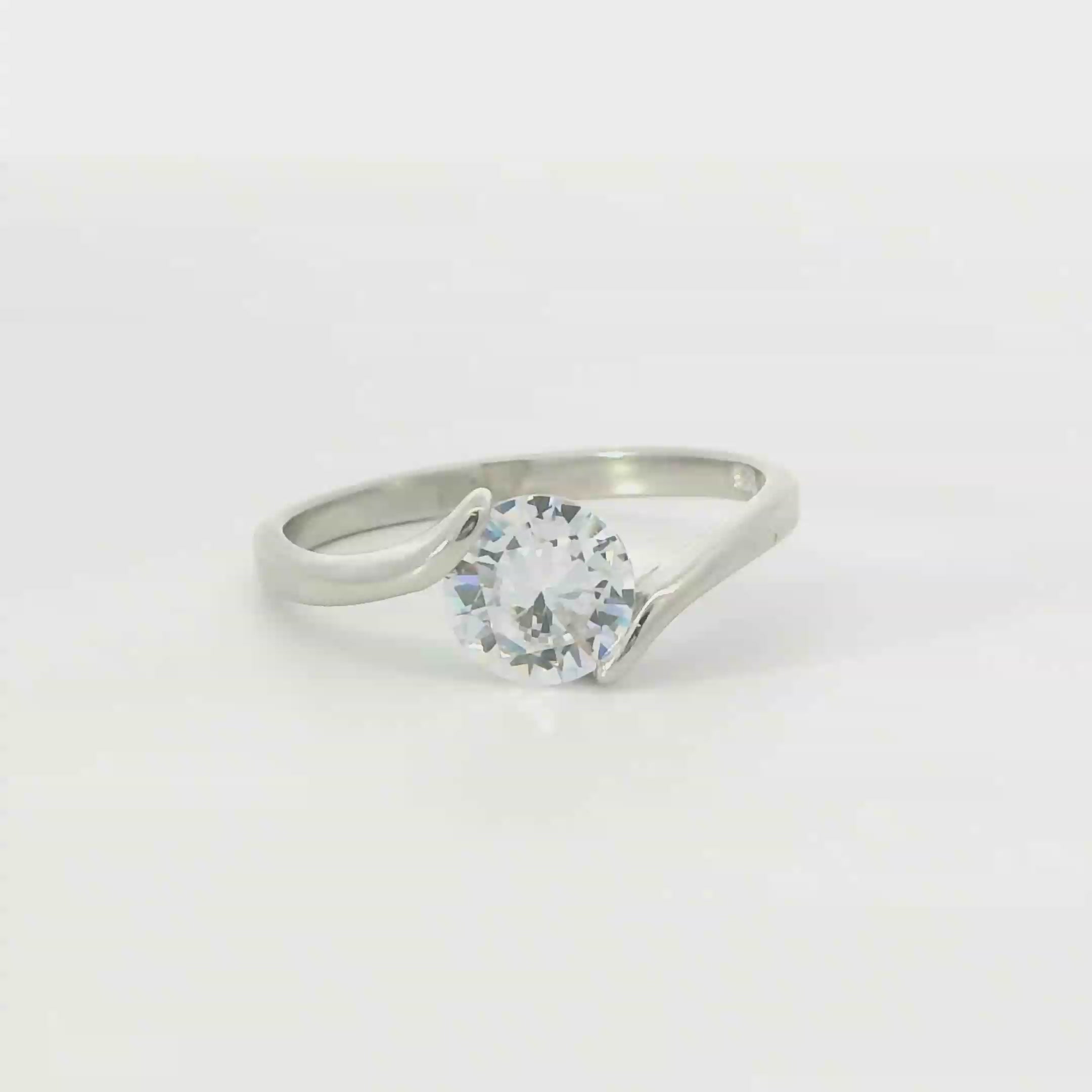 Sterling silver ring with cubic zirconia