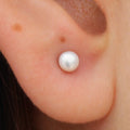 TINY PEARL STERLING SILVER EARRINGS (ROUND)